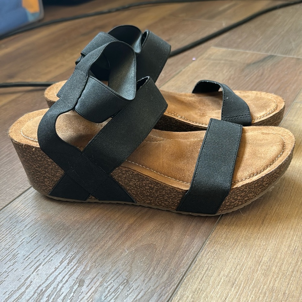 Madden girl size 8